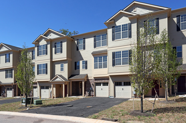 Dresher Commons in Dresher, PA - Foto de edificio - Building Photo