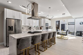 1660 Colorado Blvd in Denver, CO - Building Photo - Building Photo