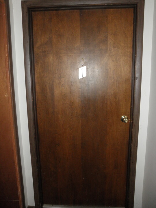 1491 E Maiden St in Washington, PA - Building Photo