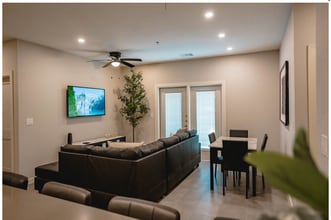 600 E Dallas Ave, Unit A-04 in McAllen, TX - Foto de edificio - Building Photo