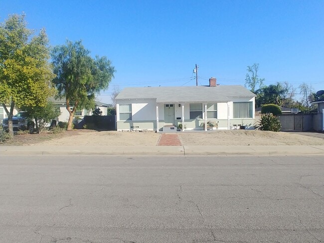 426 St Augustine Ave in Claremont, CA - Building Photo - Building Photo