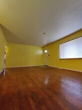 60 Bascom Dr in St. Louis, MO - Building Photo - Building Photo