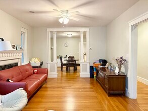 8 Dunham St in Lexington, MA - Building Photo - Building Photo