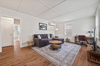 38 George St in Saratoga Springs, NY - Building Photo - Building Photo