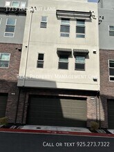 1713 Hazelnut Ln in Milpitas, CA - Building Photo - Building Photo