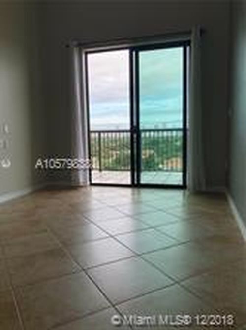 1690 SW 27th Ave-Unit -Unit903 in Miami, FL - Building Photo - Building Photo