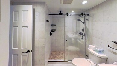 2939 Van Ness St NW in Washington, DC - Building Photo - Building Photo