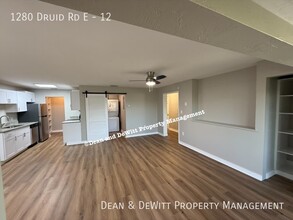 1280 Druid Rd in Clearwater, FL - Building Photo - Building Photo