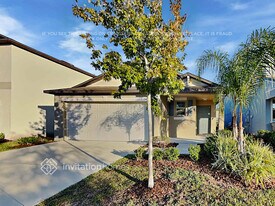 2210 Treesdale Ave in Ruskin, FL - Building Photo