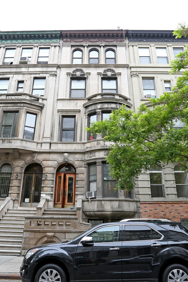129 W 75th St in New York, NY - Foto de edificio - Building Photo