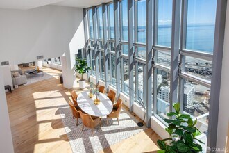 201 Folsom St in San Francisco, CA - Foto de edificio - Building Photo