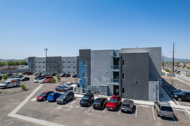 Alborada Apartments in Tucson, AZ - Building Photo - Building Photo