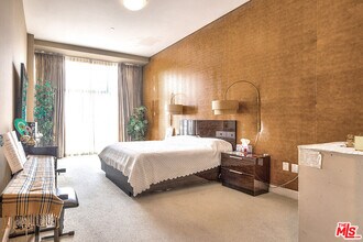 3223 W 6th St in Los Angeles, CA - Building Photo - Building Photo