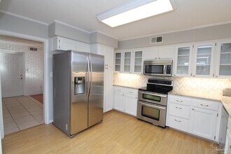 4206 Lynn Ora Dr in Pensacola, FL - Building Photo - Building Photo