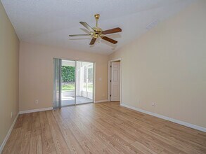 953 N 13th Square in Vero Beach, FL - Building Photo - Building Photo