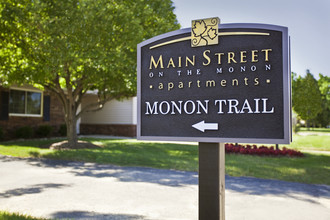 MAIN STREET in Carmel, IN - Foto de edificio - Building Photo