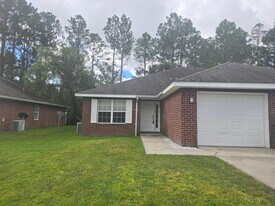 1800 SW Grandview St in Lake City, FL - Building Photo