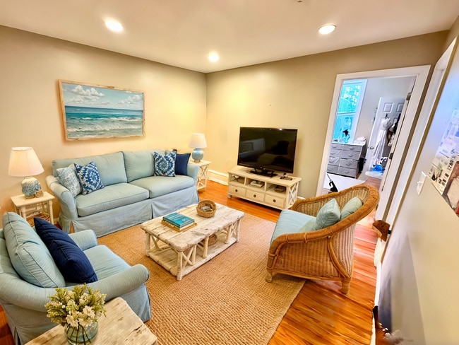 property at 76 Egmont St