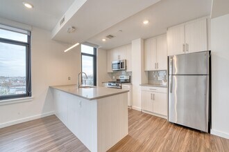 957 Broadway in Bayonne, NJ - Building Photo - Building Photo