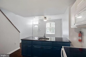 1737 Edgley St in Philadelphia, PA - Building Photo - Building Photo