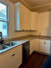 46 Akron St in Cartersville, GA - Building Photo - Building Photo