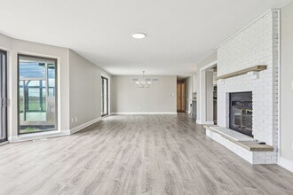 1406 Busse Rd in Marengo, IL - Building Photo - Building Photo
