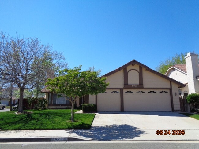 property at 39709 Larkspur Dr