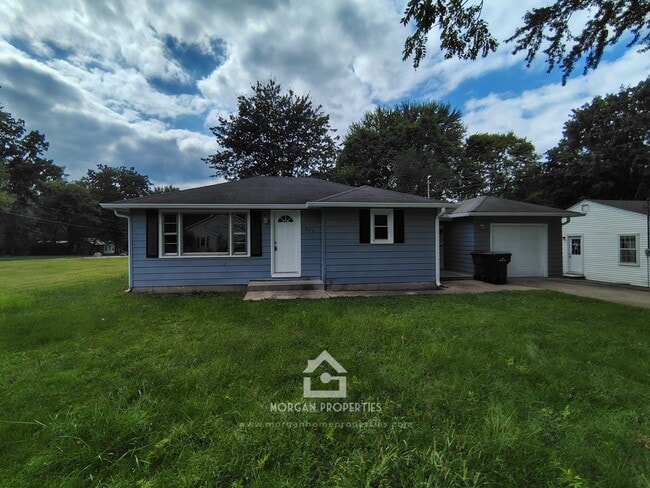 property at 605 Alexandria Pike