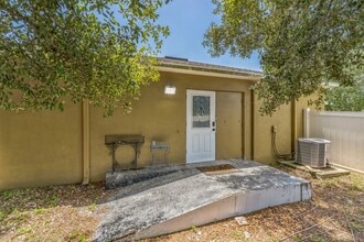 465 Rio Grande Ln in Kissimmee, FL - Building Photo - Building Photo