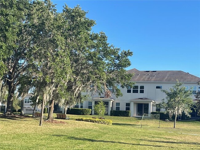 15221 Sunrise Grove Ct in Winter Garden, FL - Foto de edificio - Building Photo