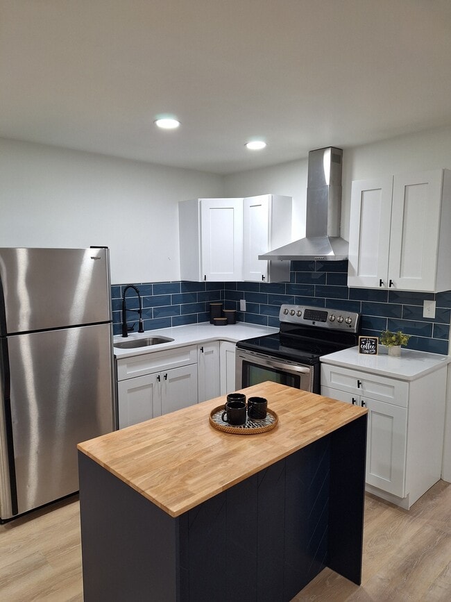 property at 14 N Broadway