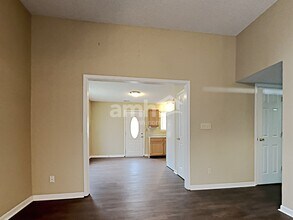 4016 Fairoaks Dr in Franklin, IN - Building Photo - Building Photo