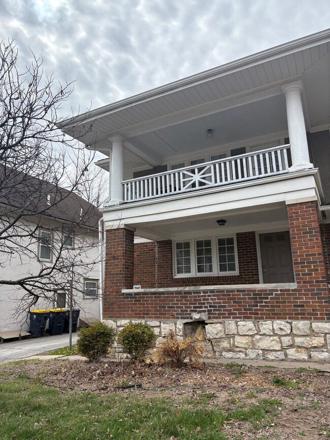 property at 5318-5320 Rockhill Rd