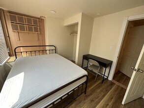 49 13th St, Unit 1 in Troy, NY - Building Photo - Building Photo