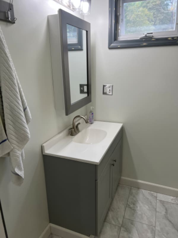 56 Funston Ave, Unit 2 in Torrington, CT - Foto de edificio - Building Photo