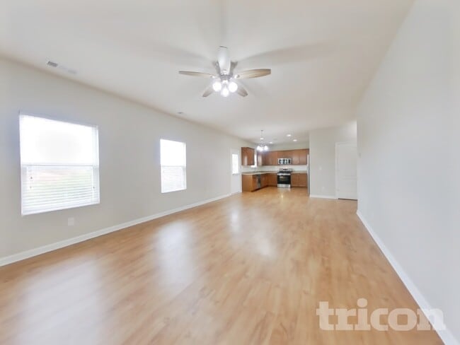 2245 Bee Hive Dr in Columbia, TN - Building Photo - Building Photo