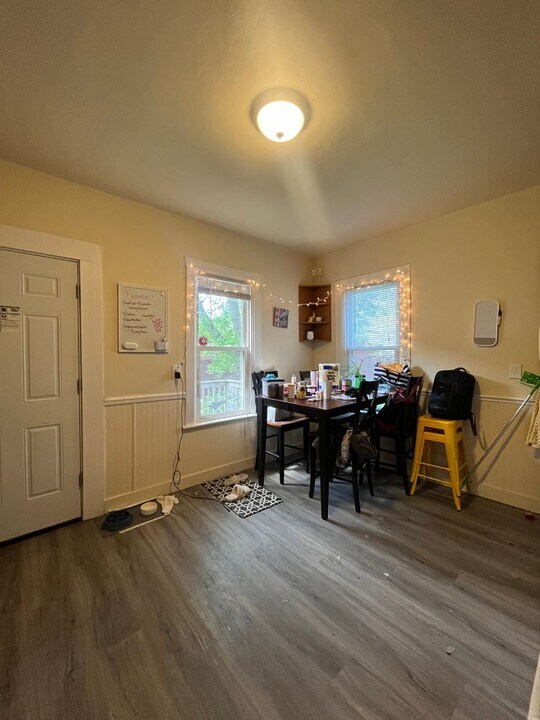 385 Toronto St-Unit -Unit 1 in St. Paul, MN - Building Photo