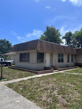 50 SE 13th St in Dania Beach, FL - Building Photo - Building Photo