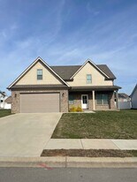 7176 Hilliard Cir in Alvaton, KY - Building Photo