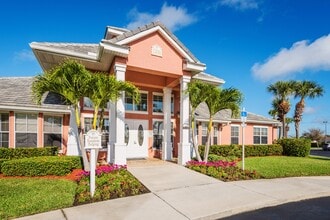 Legacy at Hibiscus Park in Melbourne, FL - Foto de edificio - Building Photo