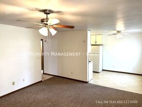 201 Danbury Ct in Deforest, WI - Building Photo - Building Photo
