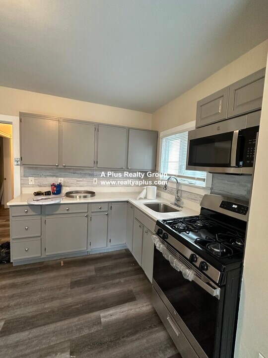 3243 Washington St, Unit #1 in Boston, MA - Building Photo