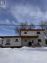 1133 Maisonneuve St in Ottawa, ON - Building Photo