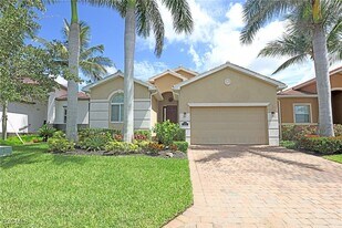 8100 Banyan Breeze Way in Ft. Myers, FL - Building Photo