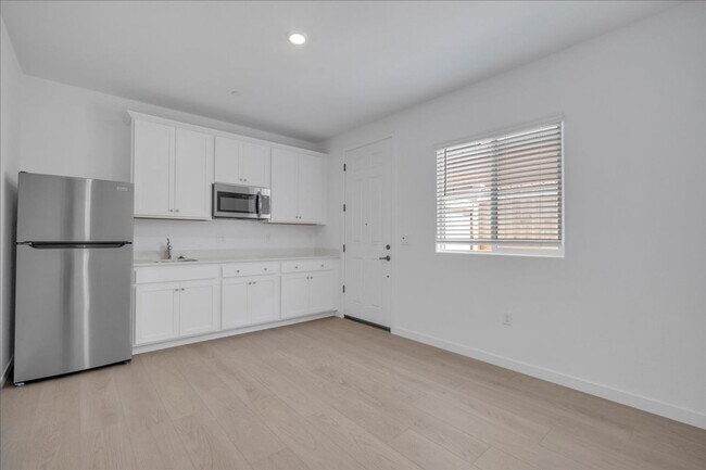 12658 Rosefinch Wy-Unit -2 in Rancho Cordova, CA - Building Photo - Building Photo