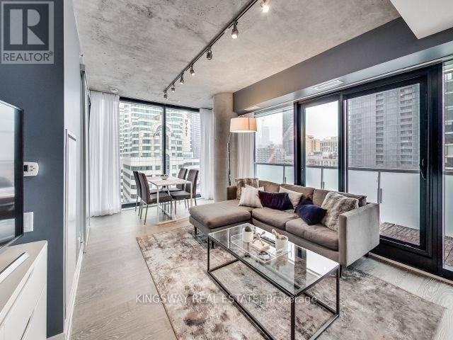 11 Charlotte St in Toronto, ON - Building Photo - Building Photo