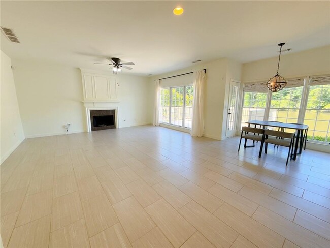 3730 Longlake Dr in Duluth, GA - Building Photo - Building Photo