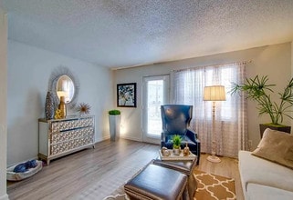 Townhomes at 770 in Tallahassee, FL - Building Photo - Building Photo