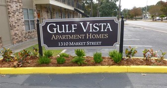 Gulf Vista Apartments in Pascagoula, MS - Building Photo