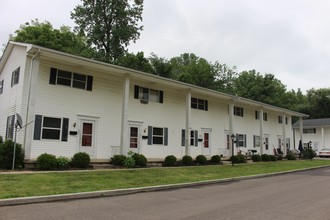 Waterview Apartments in Urbana, OH - Foto de edificio - Building Photo